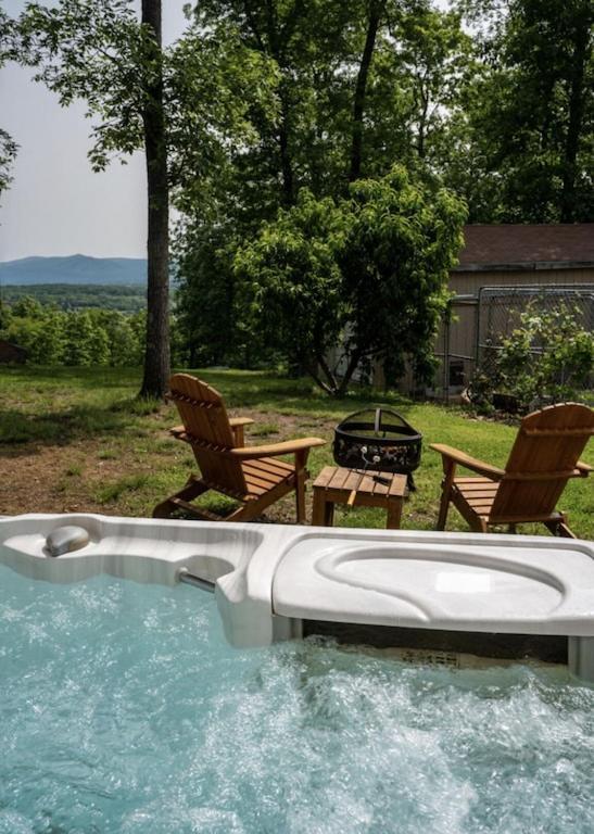 Mockingbird Mountain Spa And Retreat Luray Extérieur photo